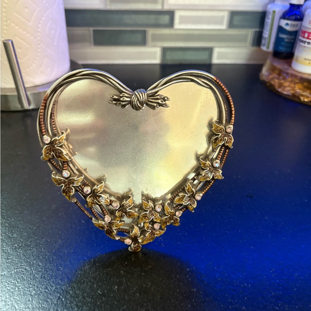 Brighton Heart-Shaped light pink  and Silver Picture Frame